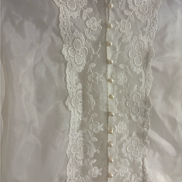 VTG Ivory Sheer Lace Pearl Button Puff Sleeve Victorian Blouse Size S/M - Picture 5 of 16